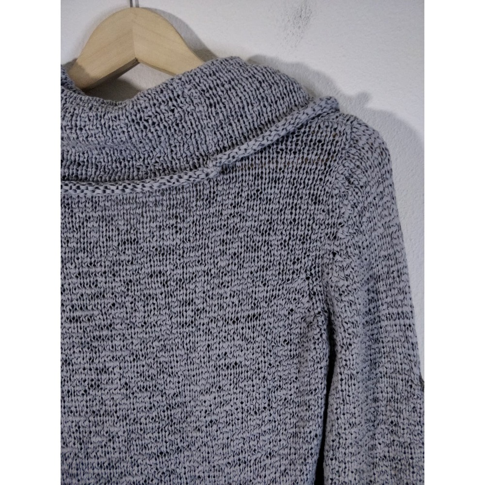 3/$20 Threads Saks Fifth Avenue Gray Chunky Knit Cowl Neck Pullover Sweater M - Picture 7 of 9
